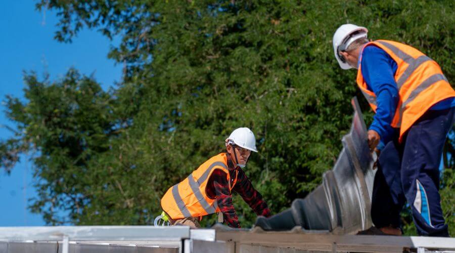 Expert Emergency Roof Repairs services in North Apollo, PA